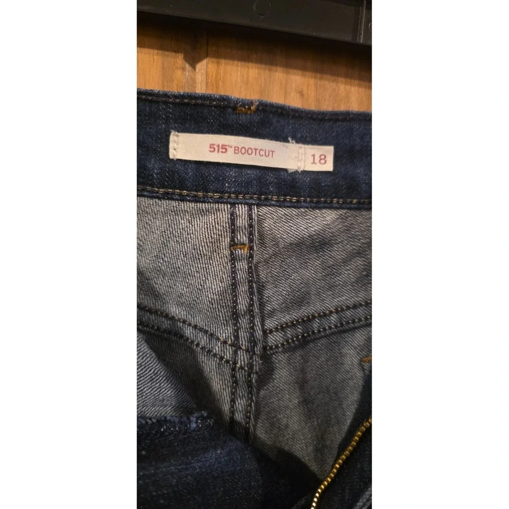 Levis levi 515